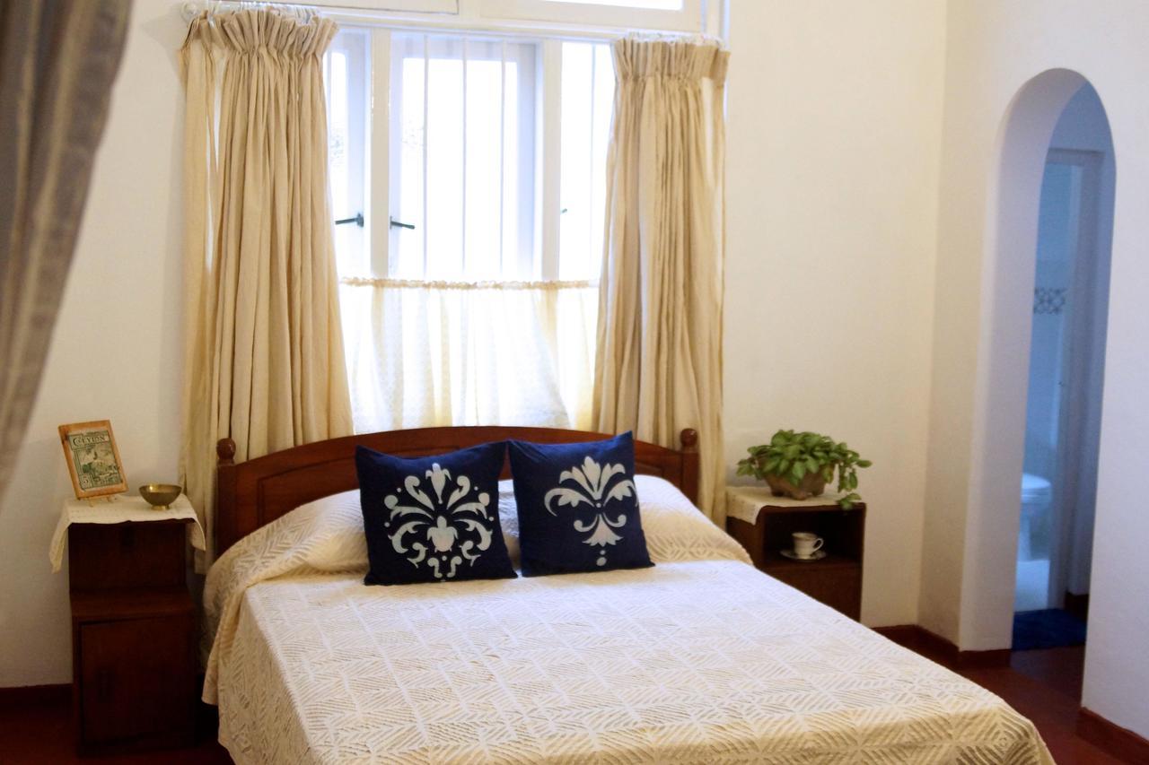 Charming Homestay By The Beach Dehiwala-Mount Lavinia Exterior foto