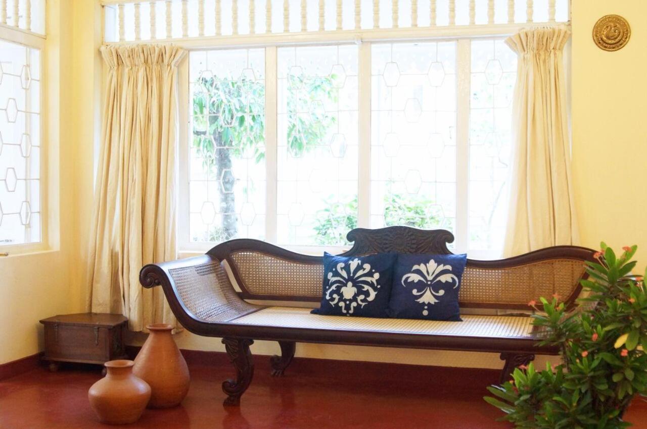 Charming Homestay By The Beach Dehiwala-Mount Lavinia Exterior foto