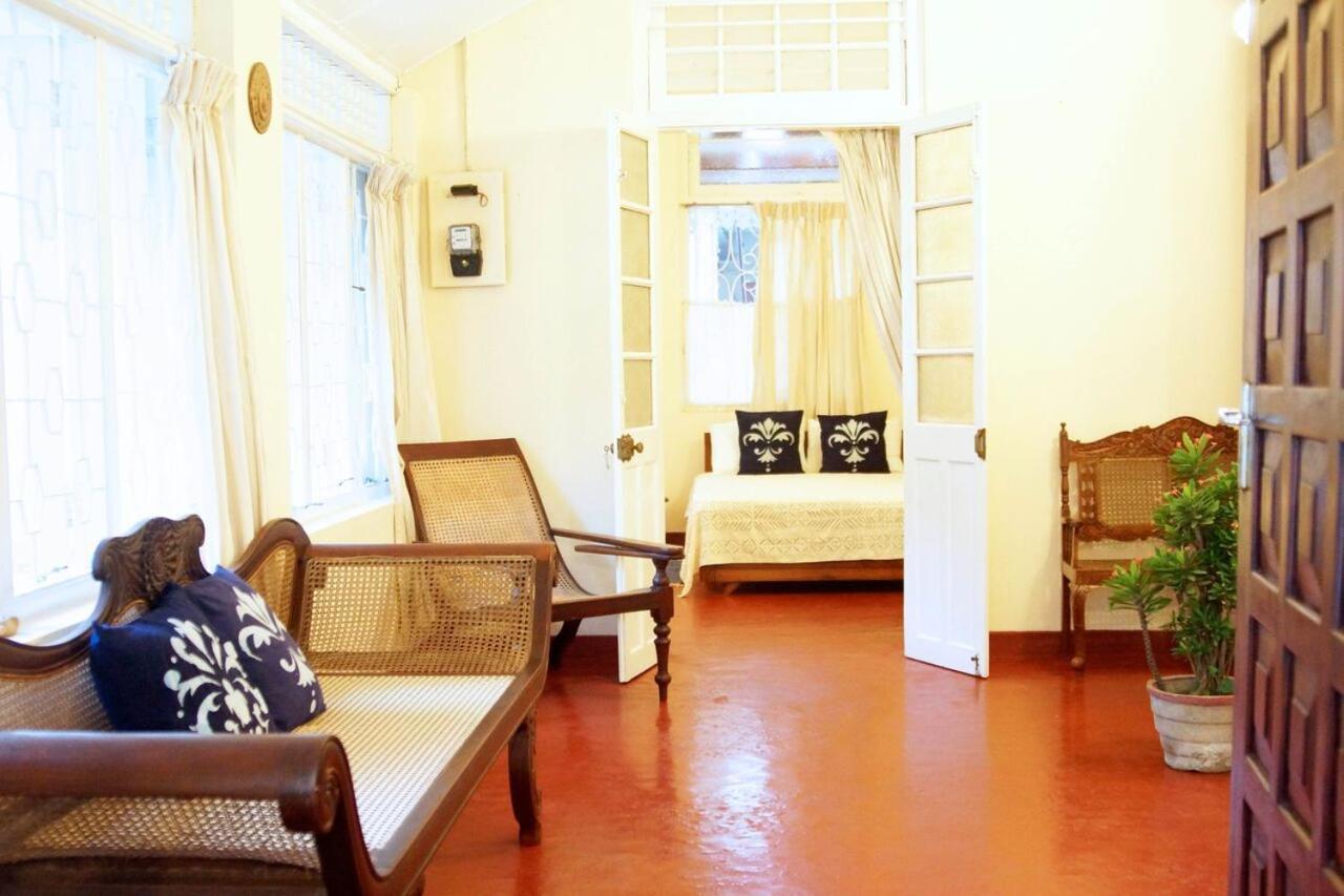 Charming Homestay By The Beach Dehiwala-Mount Lavinia Exterior foto